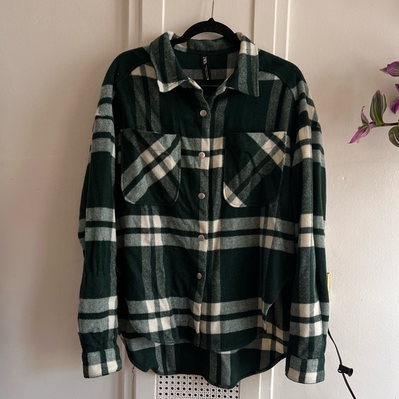 Zara Green Flannel Shacket - Picture 1 of 3